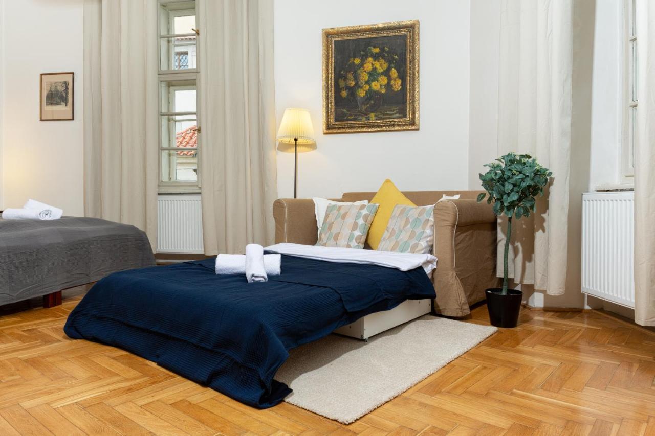 Classy Apartments Charles Bridge 布拉格 外观 照片